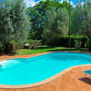 https://agriturismomillefiori.it-tuscanyhotel.com